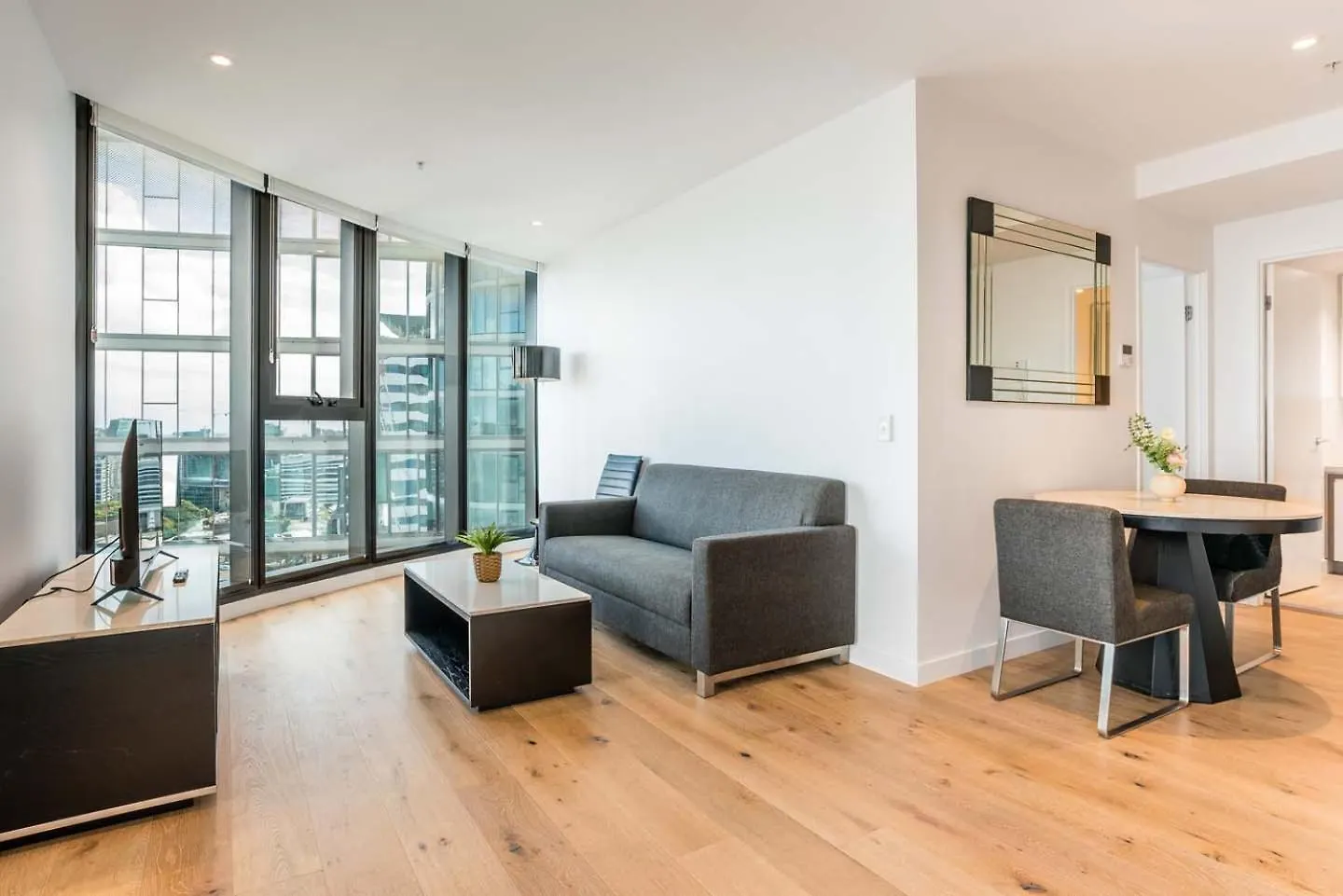 Fv By Serain Residences Brisbane 4*,